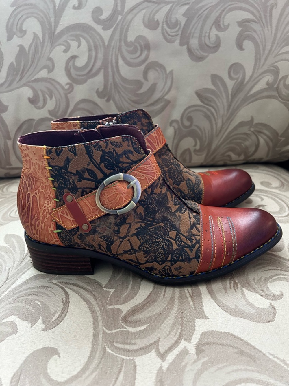 L’Artiste Women’s 39 Brown Rust Leather Floral Ankle Boots Buckle Western